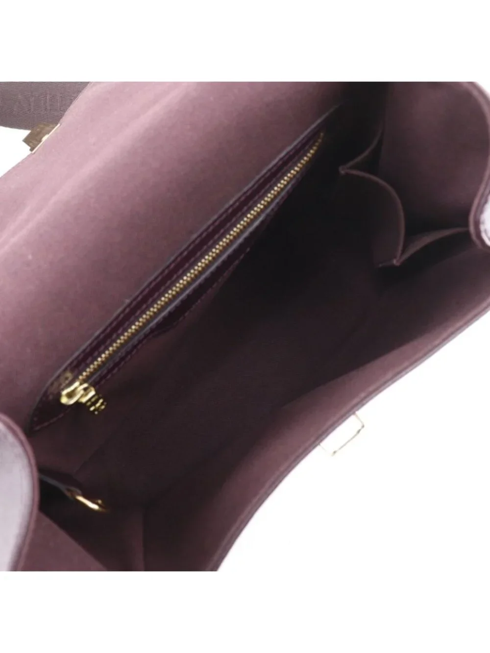 Louis Vuitton Yaranga Taiga Acajou Wine Red Shoulder Bag
